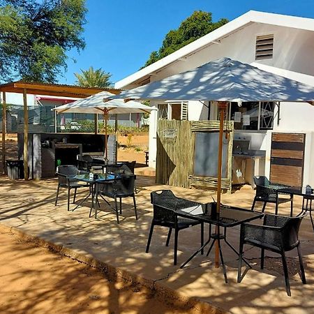 Kate'S Nest Guesthouse & Backpackers 빈트후크 외부 사진
