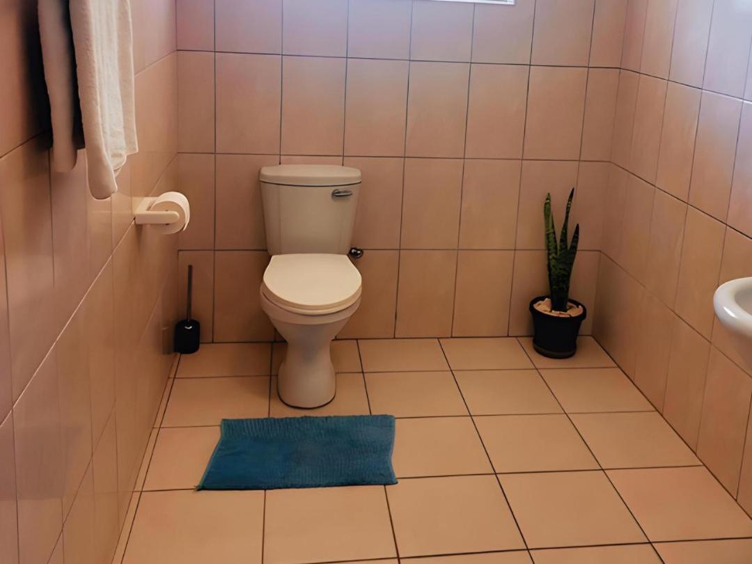 Kate'S Nest Guesthouse & Backpackers 빈트후크 객실 사진