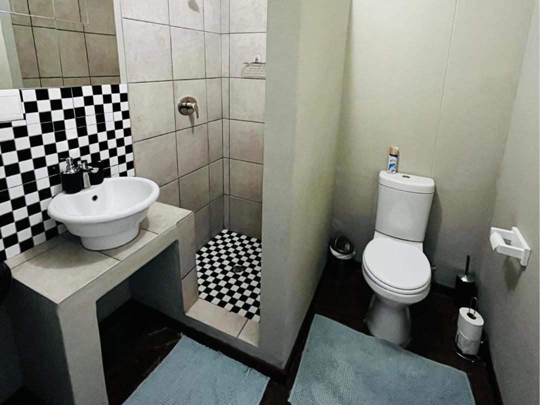 Kate'S Nest Guesthouse & Backpackers 빈트후크 객실 사진
